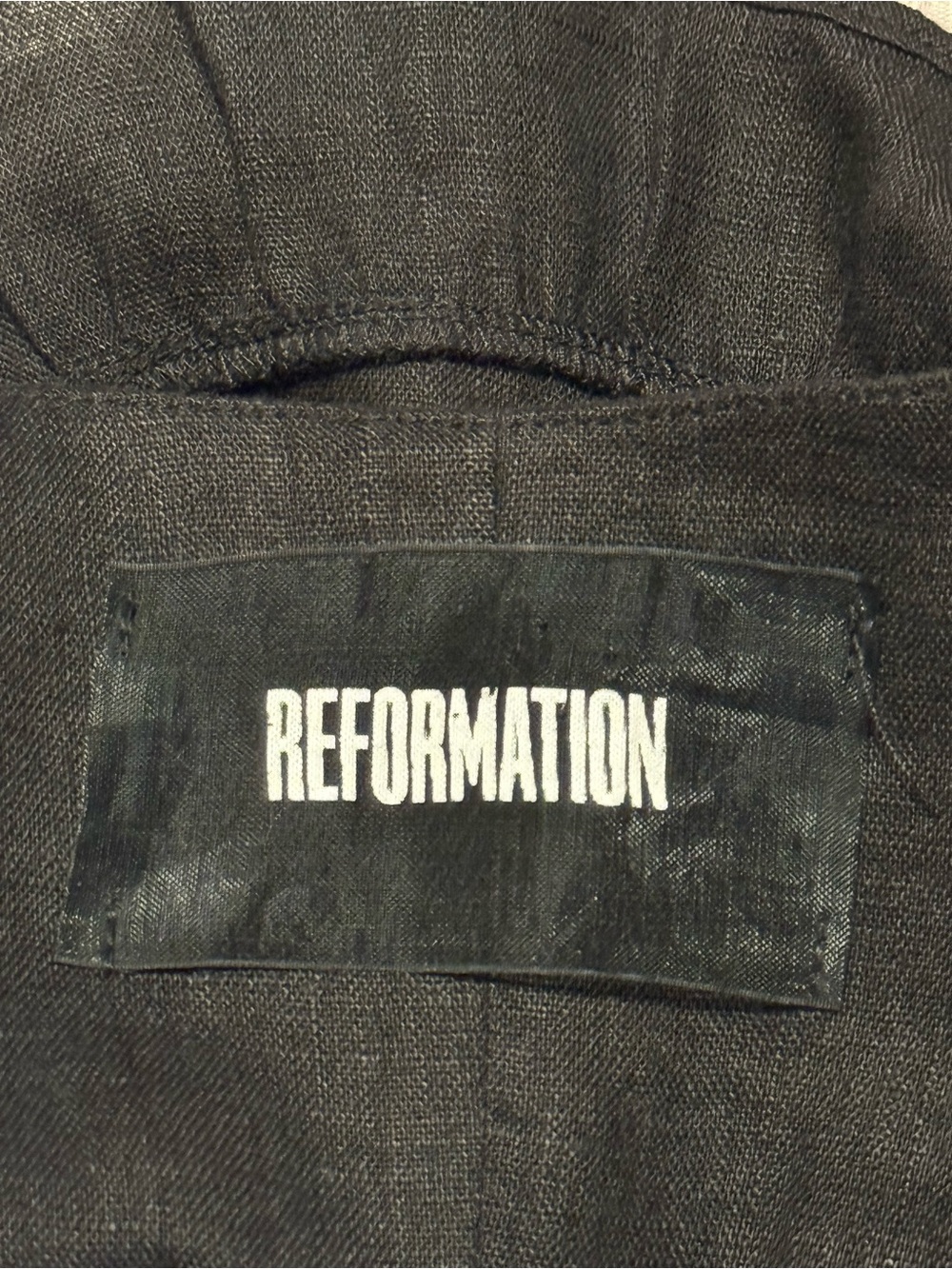 Reformation Mason Crop Top in Black - Picture 6 of 7